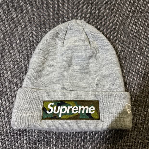 슈프림 뉴에라 박스로고 비니 헤더 그레이 - 23FW