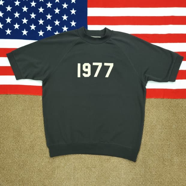 피어오브갓 1977 에센셜 래글런 크루넥 스웻셔츠 22SS