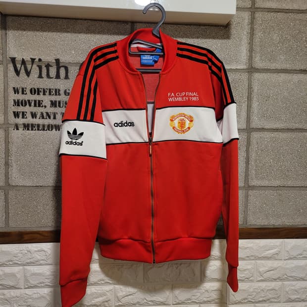 아디다스 맨유 85 결승 져지 95