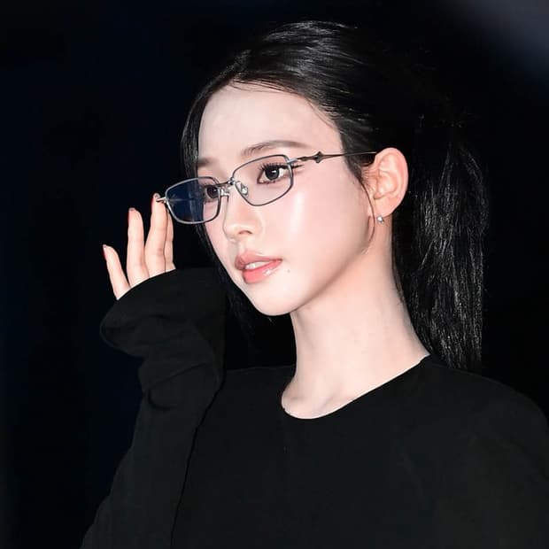 젠틀몬스터 사가 saga 카리나 안경