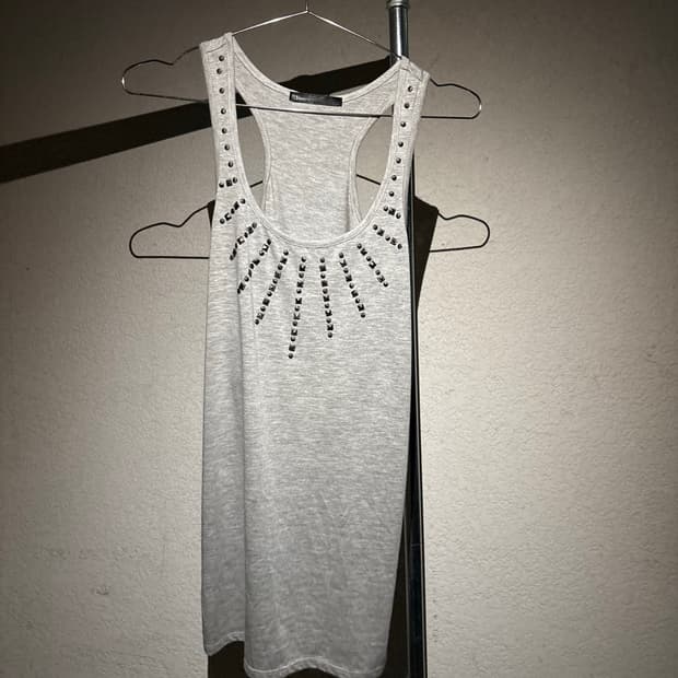 19 grey stud sleeveless