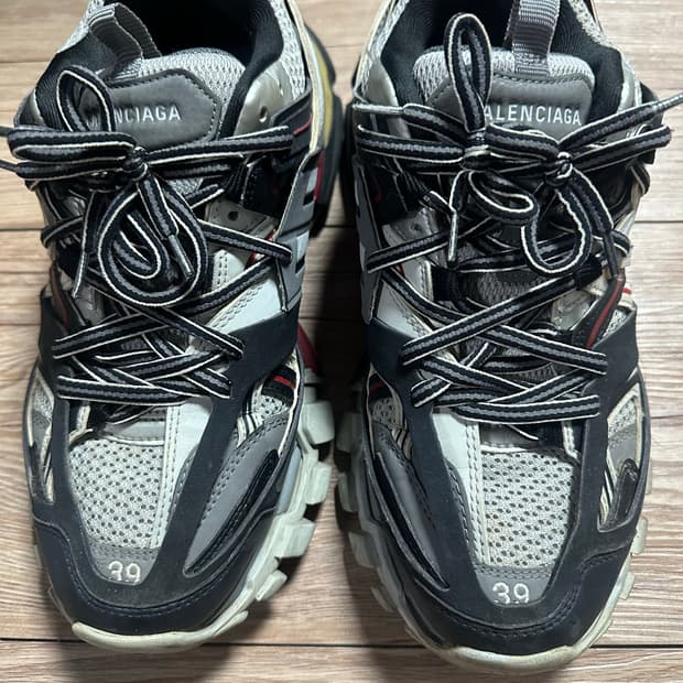 발렌시아가 파페치 한정트렉슈즈 39