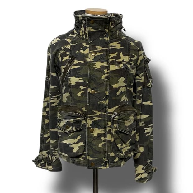 카모플라주 하이넥 자켓