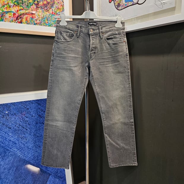 톰포드 스트레이트 핏 스웨이드 패치 데님 팬츠