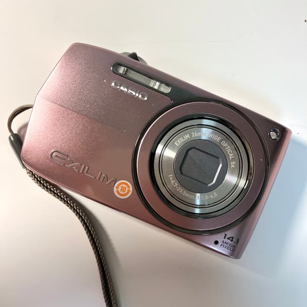 (대여) 카시오 엑슬림 Z2300 Casio Exilim 핑크