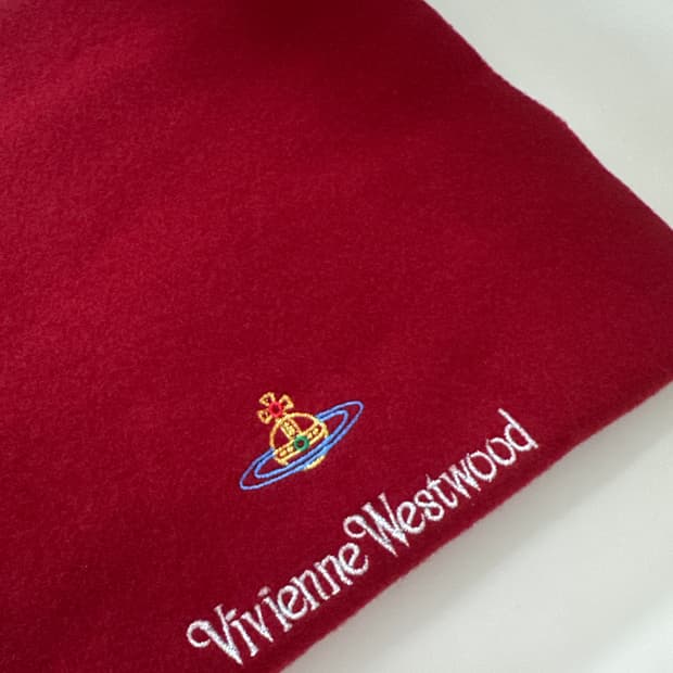 비비안웨스트우드 목도리 레드