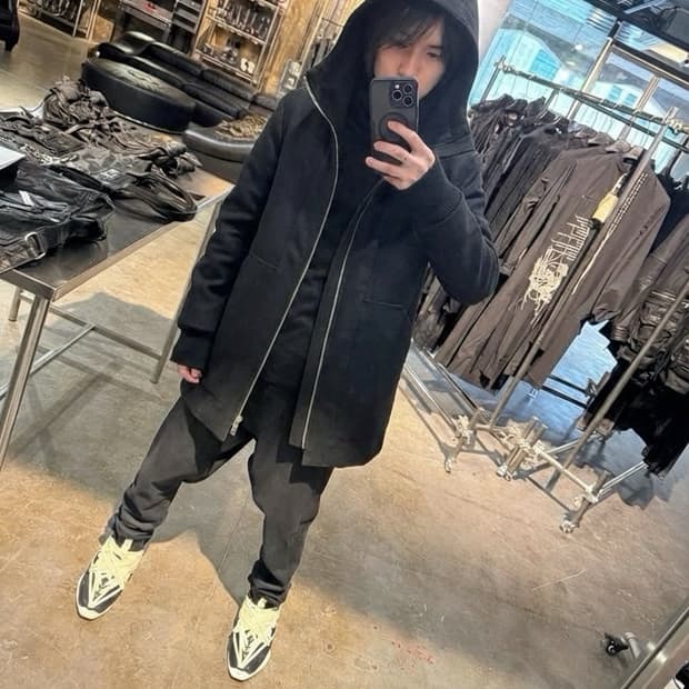 크리스반아쉐 니트소매 레이어드 후디 더블집업 울코트