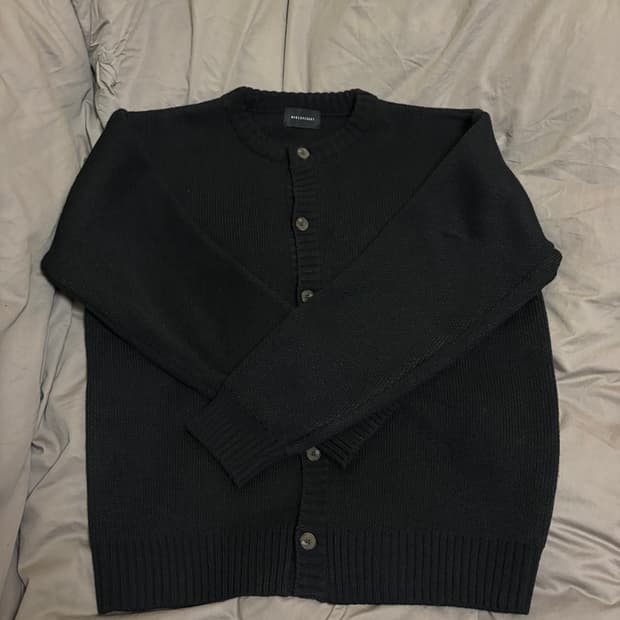후러브스아트 세미 크롭 니트 라운드 가디건 M