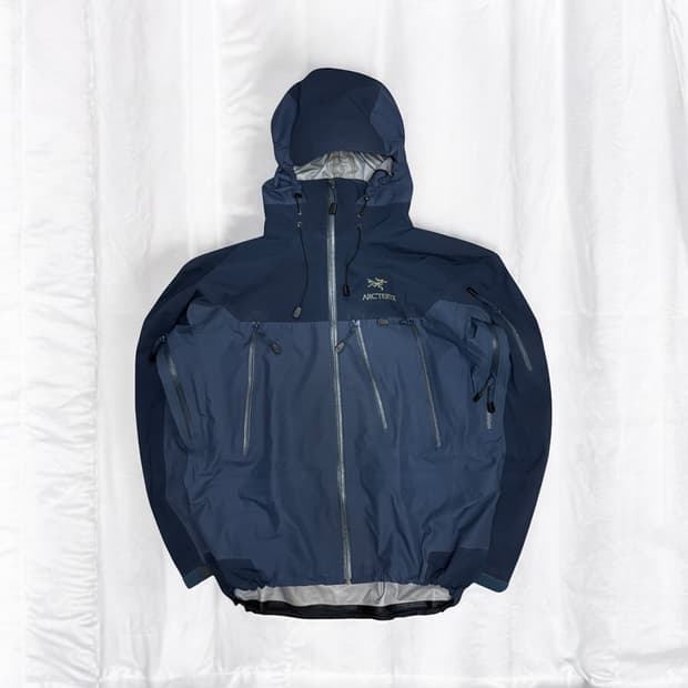 ARC’TERYX THETA AR Jacket