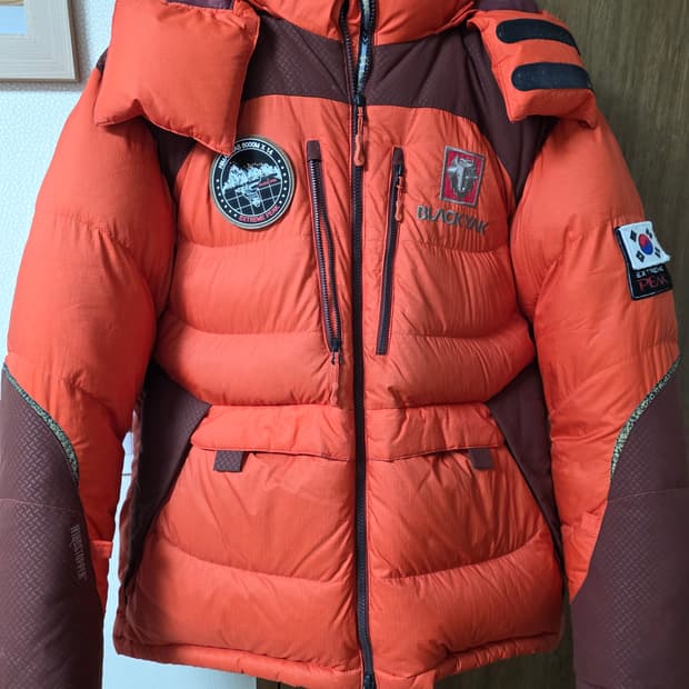 블랙야크히말원정대대장구스패딩 100