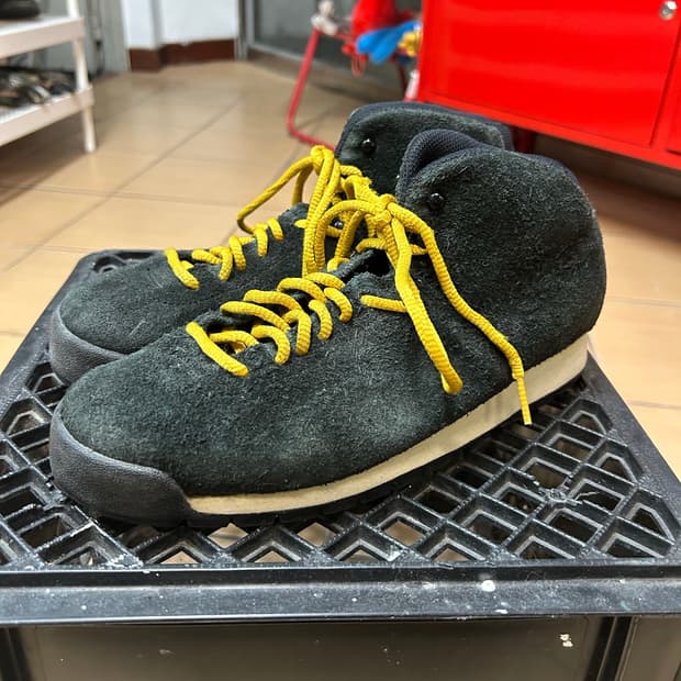 나이키 에어마그마 