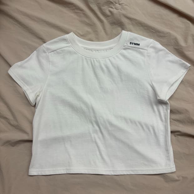 symm 크롭 티셔츠