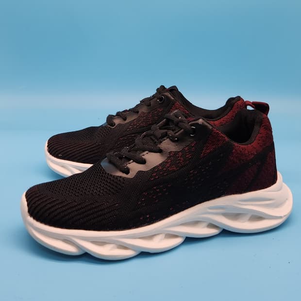 oo 아이더 운동화 245