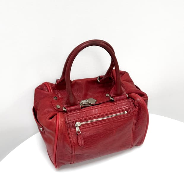 발렌시아가 휘슬 레더 백