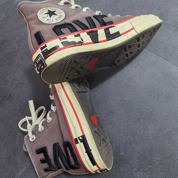 Converse 척테일러 러브 230