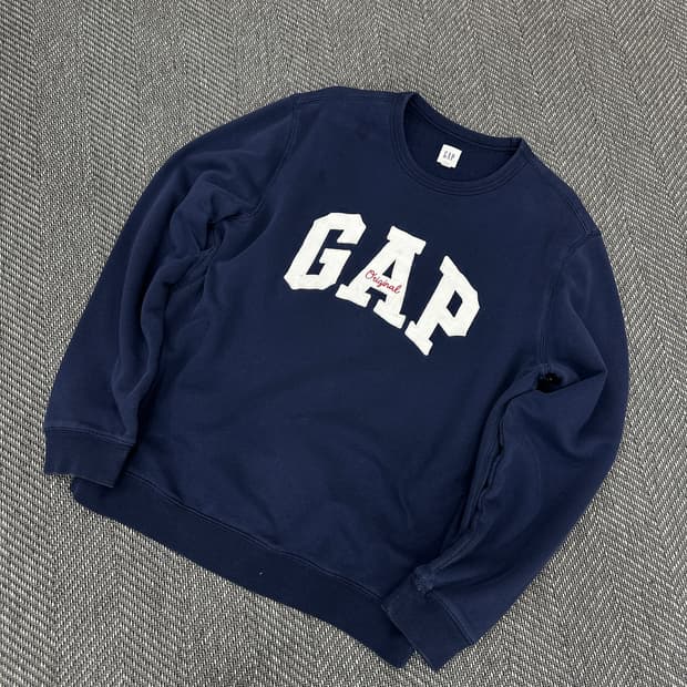 GAP 크루넥 맨투맨