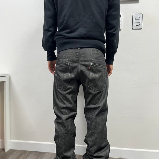 [32] 리바이스 엔지니어드 진