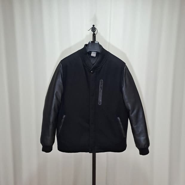 (택포) 나이키 디스트로이어 울레더 구스다운 바시티 XL B499