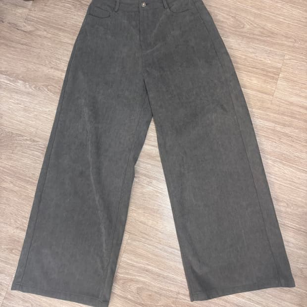 러프넥 ROUGHNECK LEOFARD WIDE PANTS