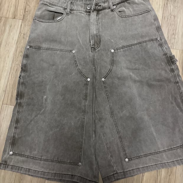 노매뉴얼 버뮤다팬츠 모카