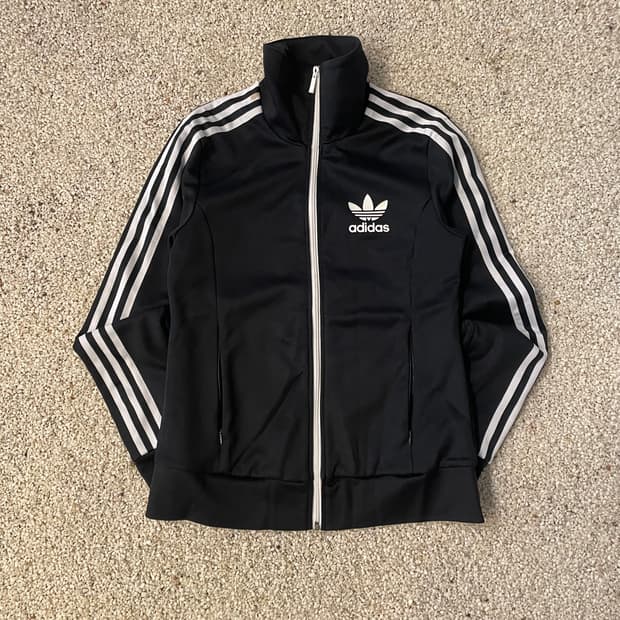 아디다스 져지 ⭐️1073