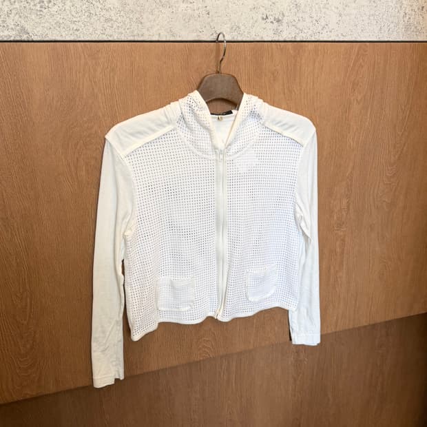 빈티지 메쉬 크롭 후드 집업 더블 포켓 디테일 레귤러핏 화이트