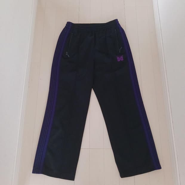 니들스 트랙 팬츠 폴리 스무스 블랙 퍼플 스트레이트 핏