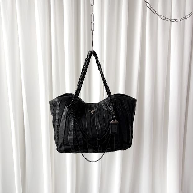 프라다 테수토 스트라이프 토트백