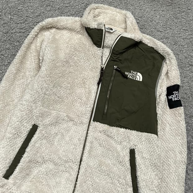 [95-100] 노스페이스 후리스