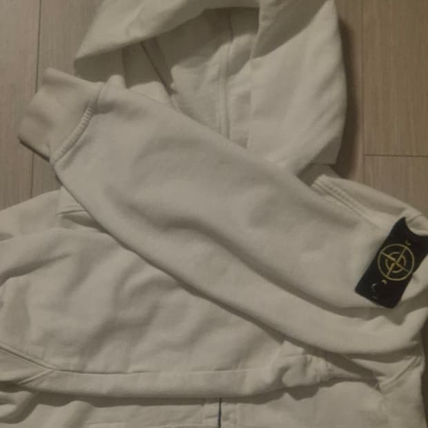 스톤아일랜드 후드집업