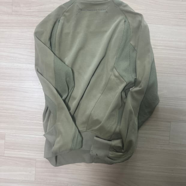 MPa CONTRAST ZIPPED JACKET