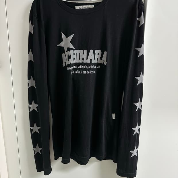 별모양 롱슬리브