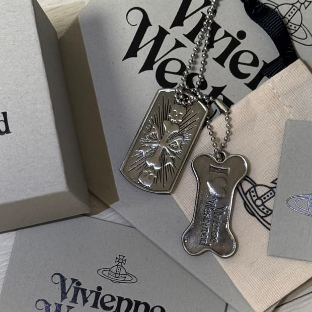 비비안웨스트우드 뼈다귀 군번줄 목걸이 오네갸루