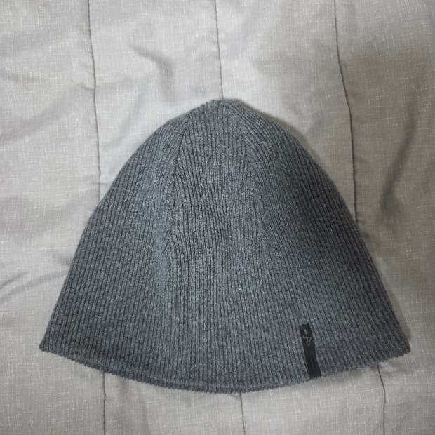 이티씨이 그레이 비니