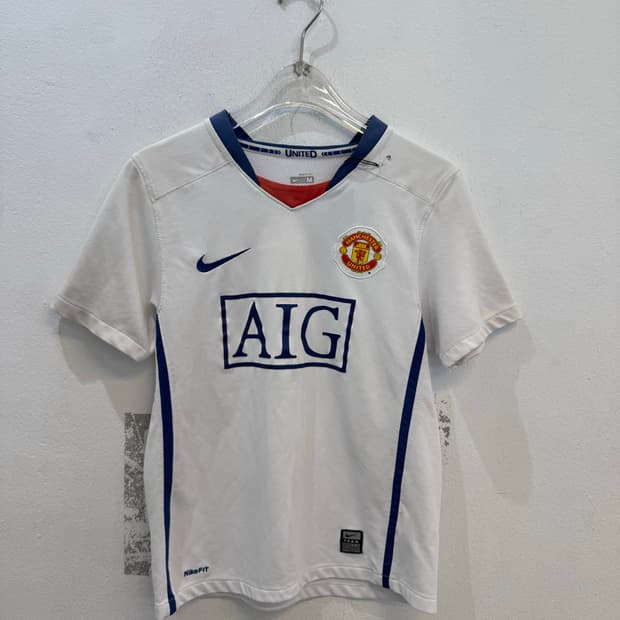Manchester United 2008–2009 Away Uniform