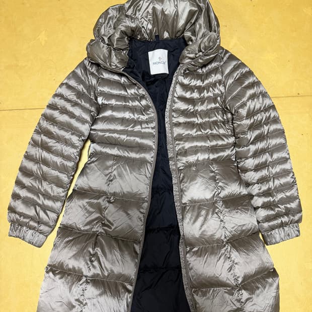 Moncler 몽클레어 여성 12y 패딩 매장판 정품