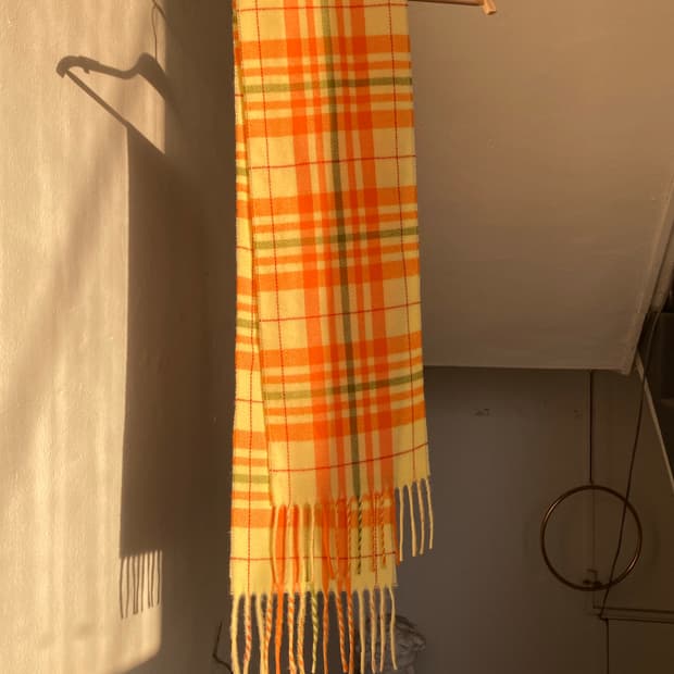 오렌지 체크 머플러