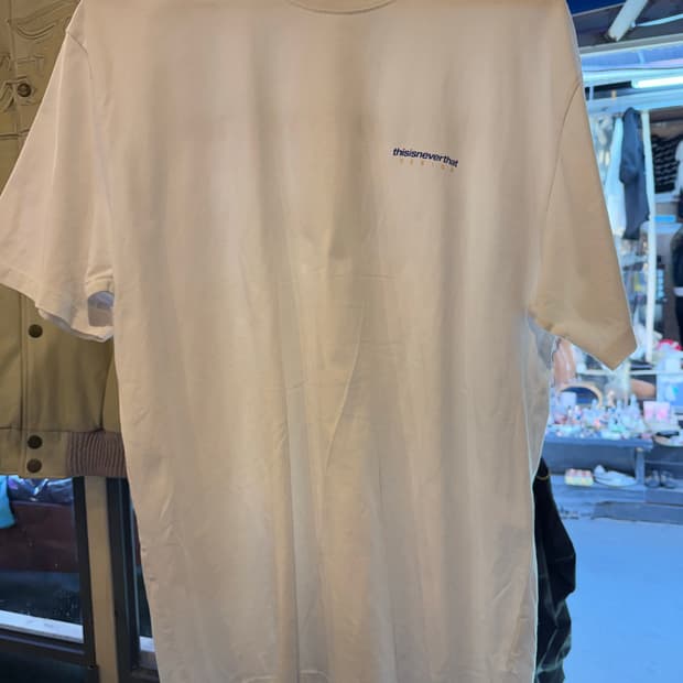 디스이즈네버댓 화이트 반팔티