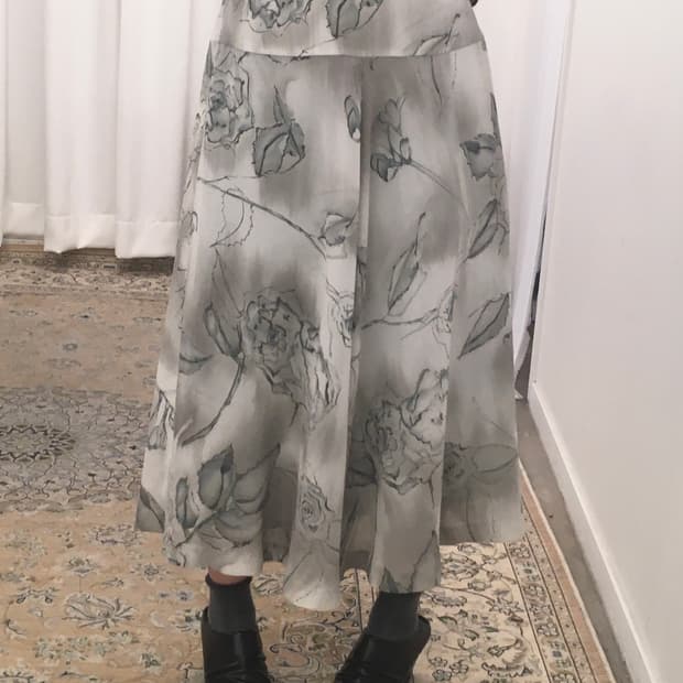 플라워 패턴 스커트