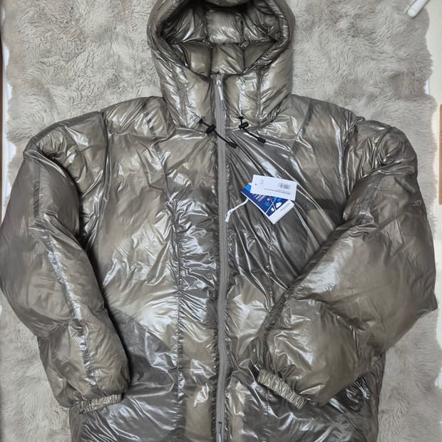 ROA 25FW Synthetic Down Jacket