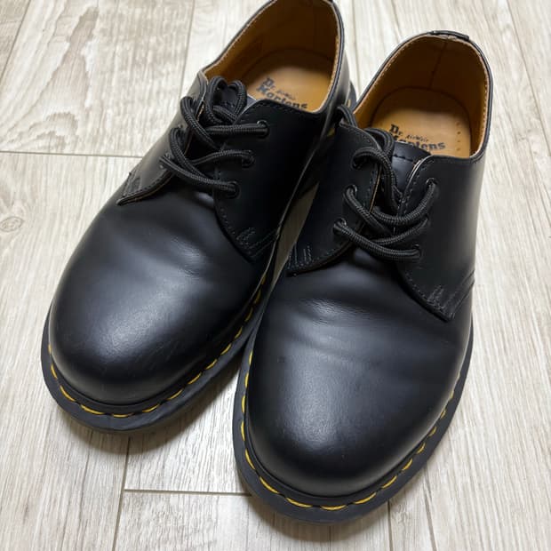 닥터마틴 1461 3홀 스무스 230