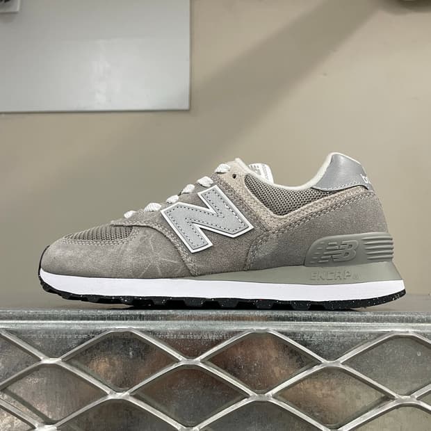 뉴발란스 574 그레이 235