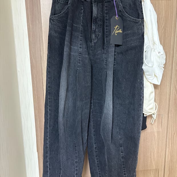 니들스hd 흑청팬츠