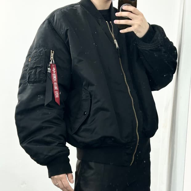 알파인더스트리 리버시블 MA-1 자켓