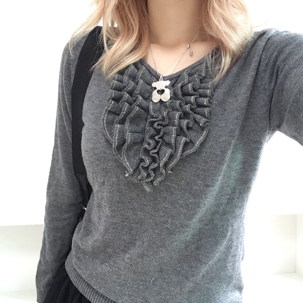 jpn vintage charcoal frill knit