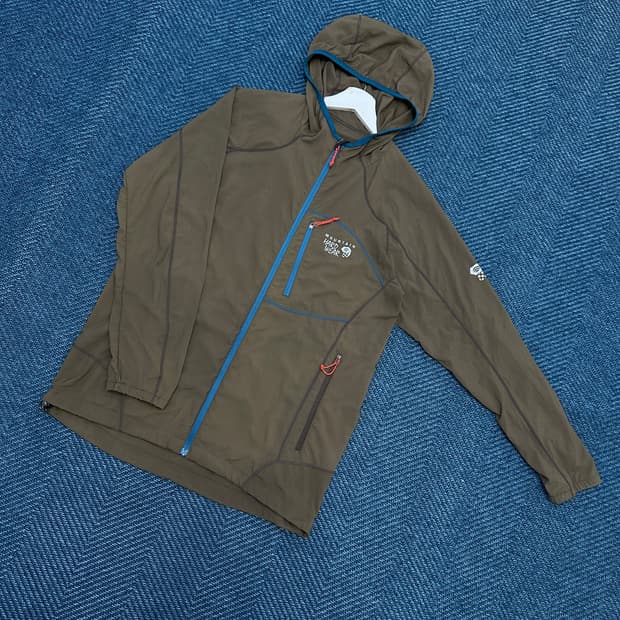 [100] 마운틴하드웨어 후드집업 자켓