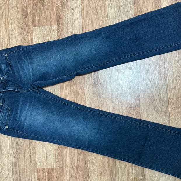 게스 부츠컷바지 25