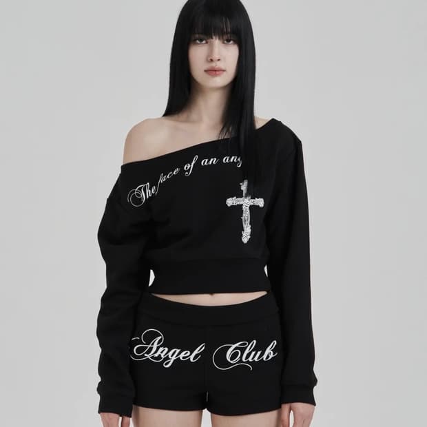 일리오 illio Black Angel sweat shirt
