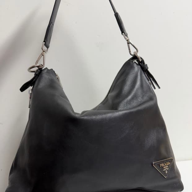 [정품] 프라다 카프 스킨 숄더백 