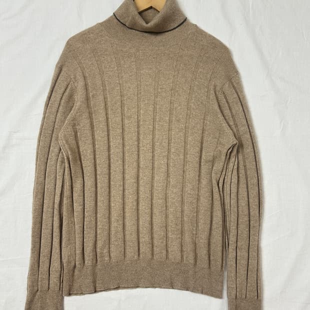 헤지스 캐시미어100% 터틀넥 목폴라 니트